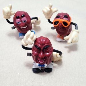 3 Vintage California Raisin wind up figurines. 1987, 1988